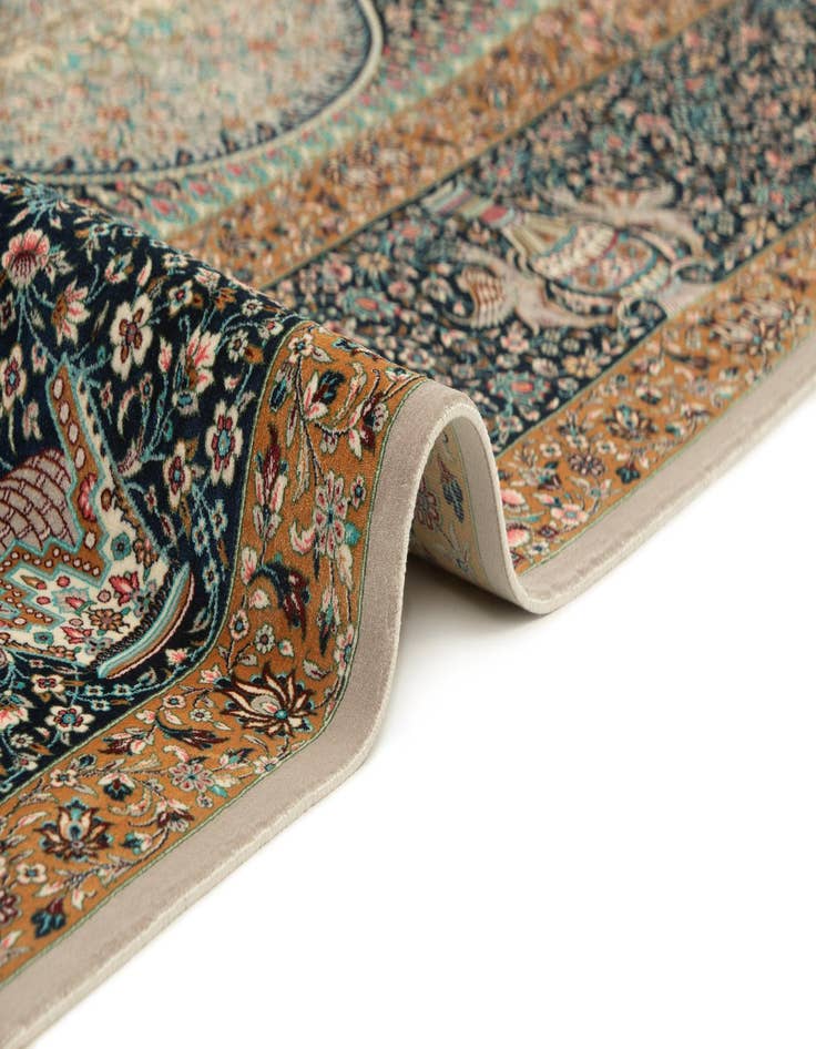 Detail image of  6' 5 x 9' 9 Ghom Design Rug