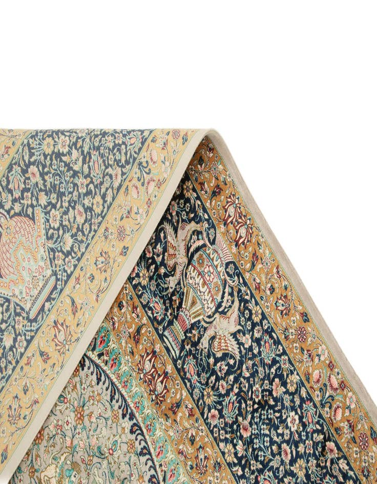 Detail image of  6' 5 x 9' 9 Ghom Design Rug