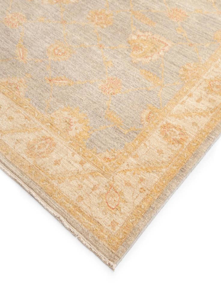 Detail image of  5' 9 x 7' 9 Kaizar Wool Rug