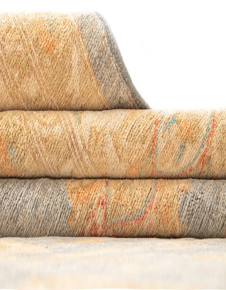 Detail image of  8' 5 x 11' 5 Kaizar Wool Rug