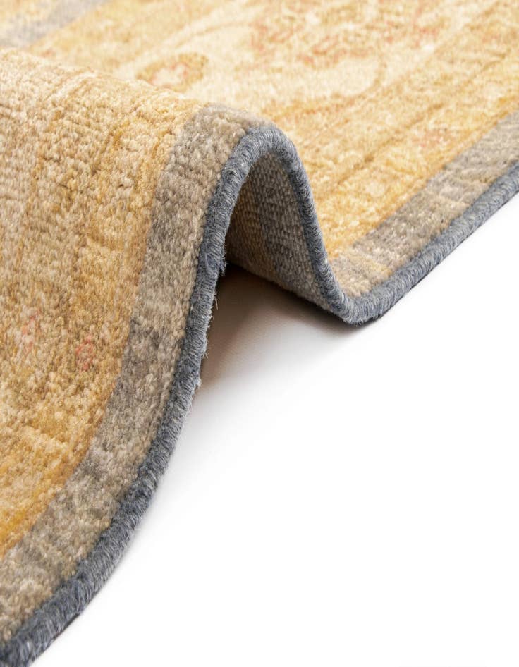 Detail image of  8' 9 x 12' 3 Kaizar Wool Rug