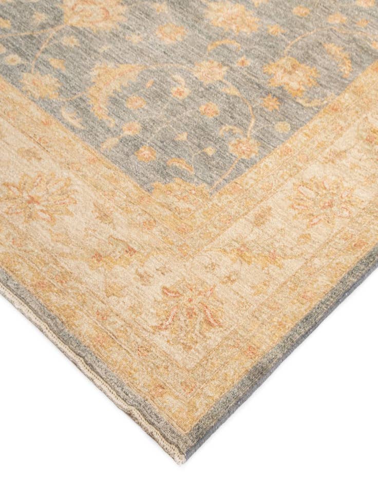 Detail image of  8' 4 x 11' 4 Kaizar Wool Rug