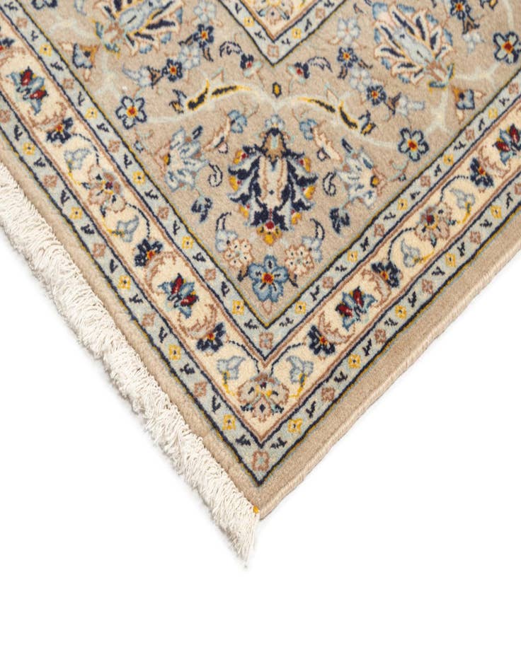 Detail image of  6' 3 x 10' Kashan Wool Rug