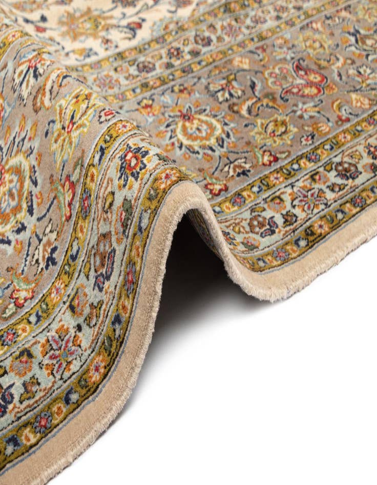 Detail image of  9' 8 x 13' 5 Kashan Wool Rug