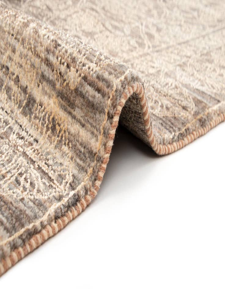 Detail image of  4' 9 x 6' 8  Hand Knotted Kashkuli Persian Rug