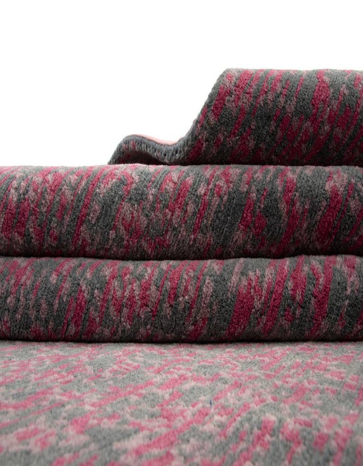 Detail image of  7' 8 x 10' Modern Manshu Wool Rug