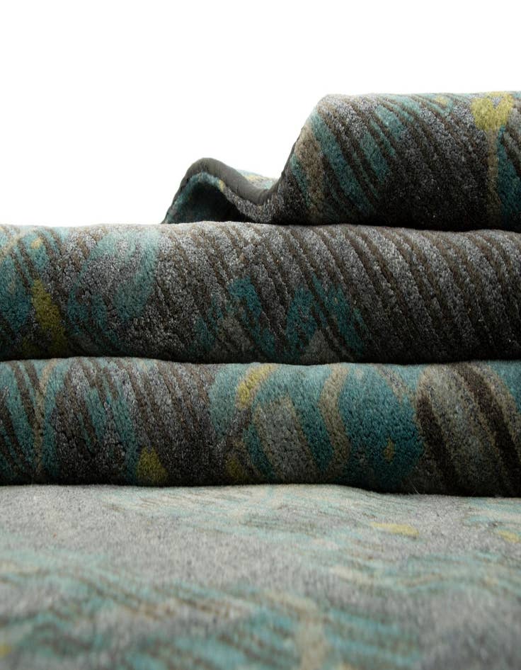 Detail image of  7' 11 x 9' 11  Hand Knotted Modern Manshu Rug