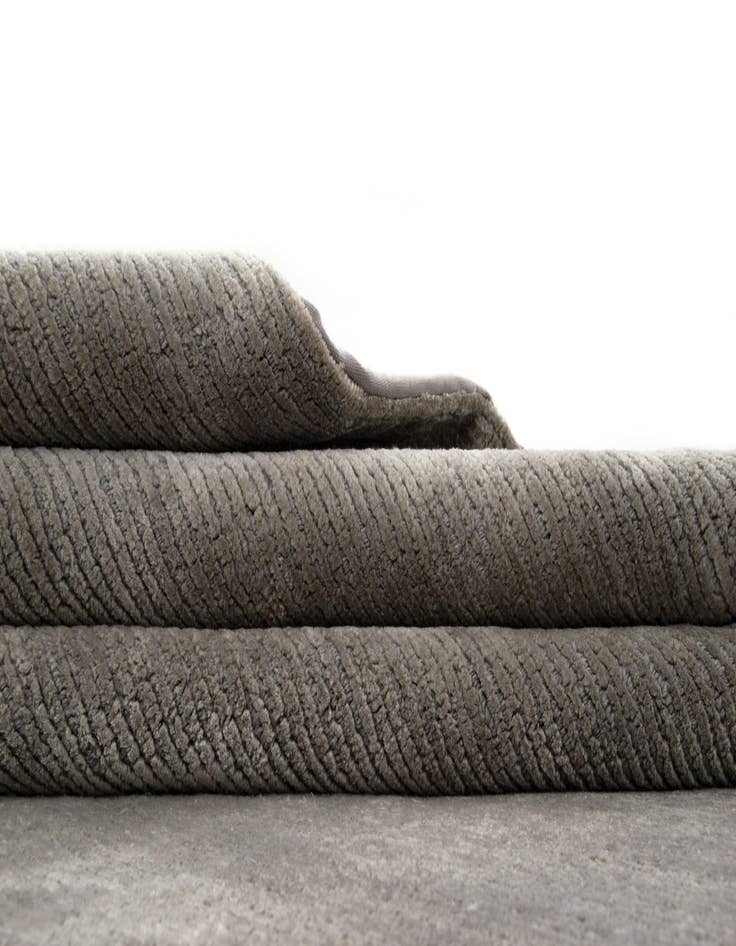 Detail image of  4' 8 x 6' 8  Hand Knotted Nepal Rug