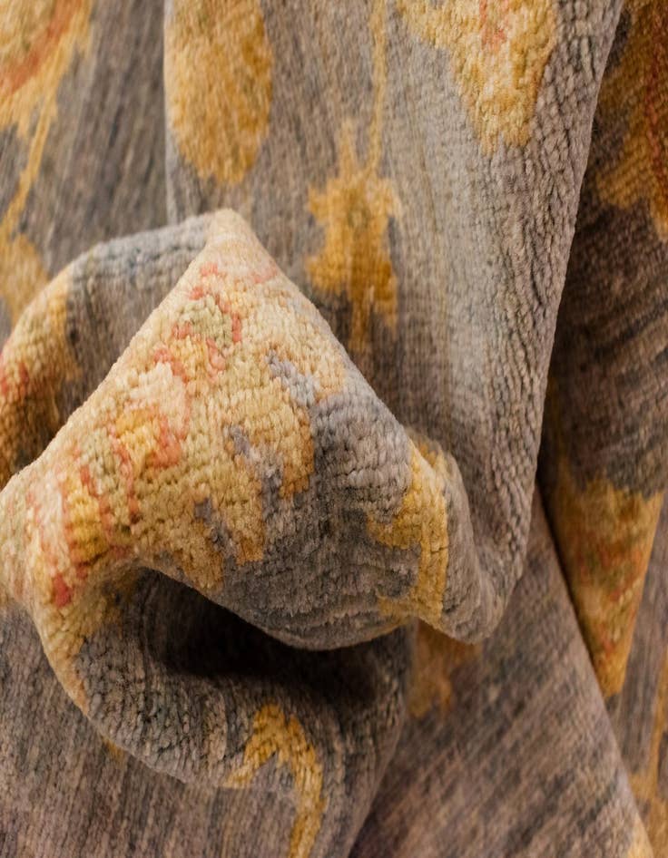 Detail image of  6' 7 x 9' 4 Peshawar Ziegler Wool Rug