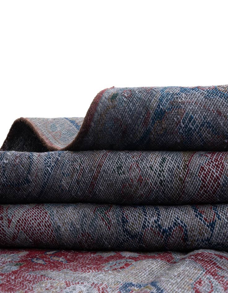 Detail image of  8' 9 x 11' 5 Vintage Royal Wool Rug