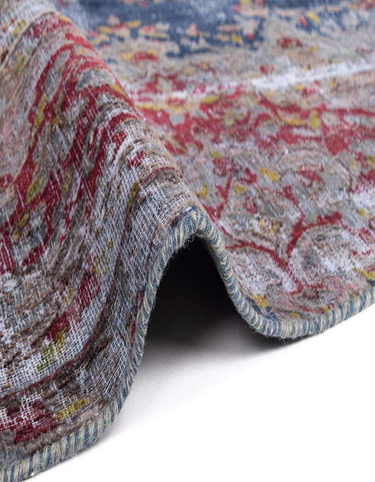 Detail image of  7' 8 x 10' 4 Vintage Royal Wool Rug