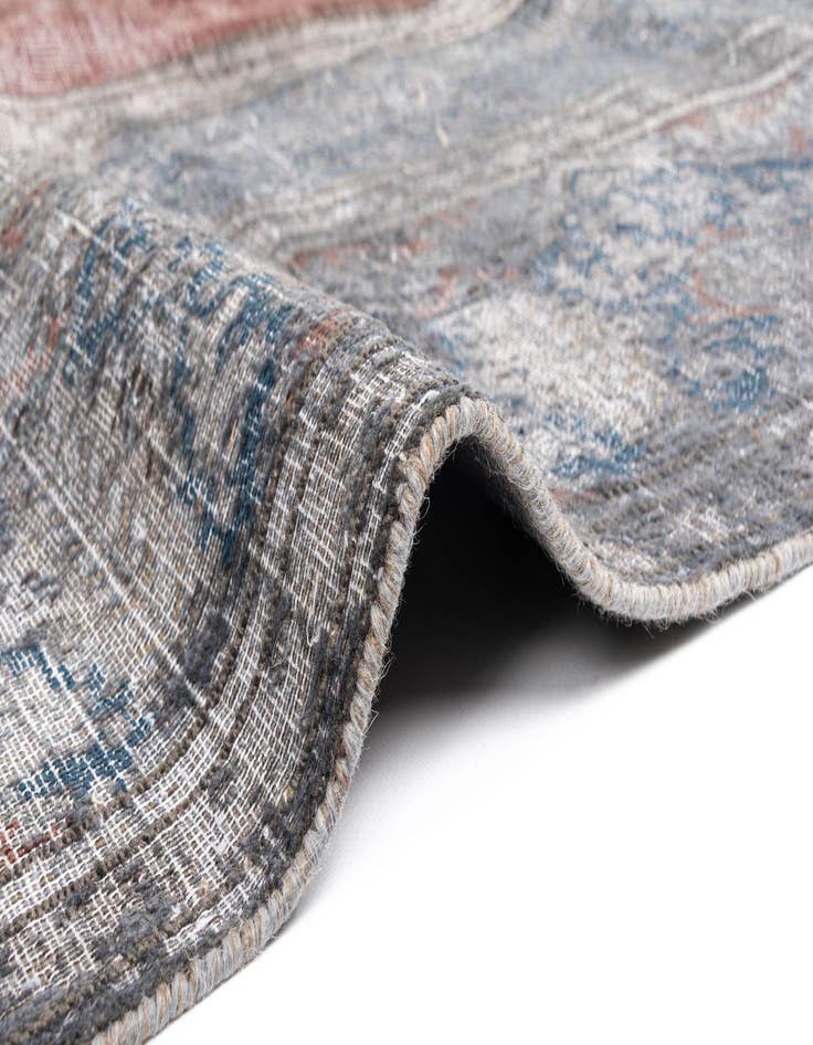 Detail image of  9' 9 x 12' 11 Vintage Royal Wool Rug