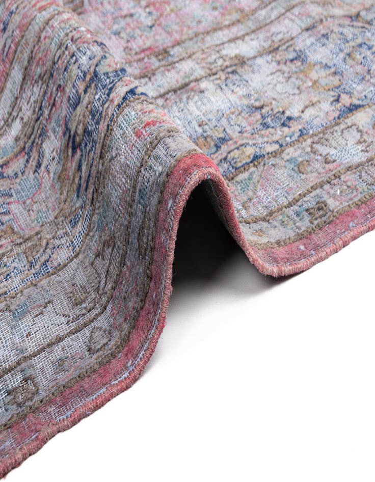 Detail image of  9' 5 x 12' 9 Vintage Royal Wool Rug