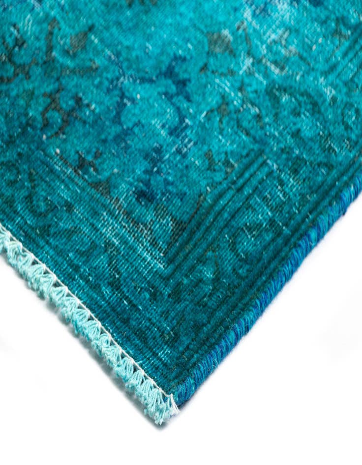 Detail image of  9' 6 x 12' 4 Vintage Royal Wool Rug