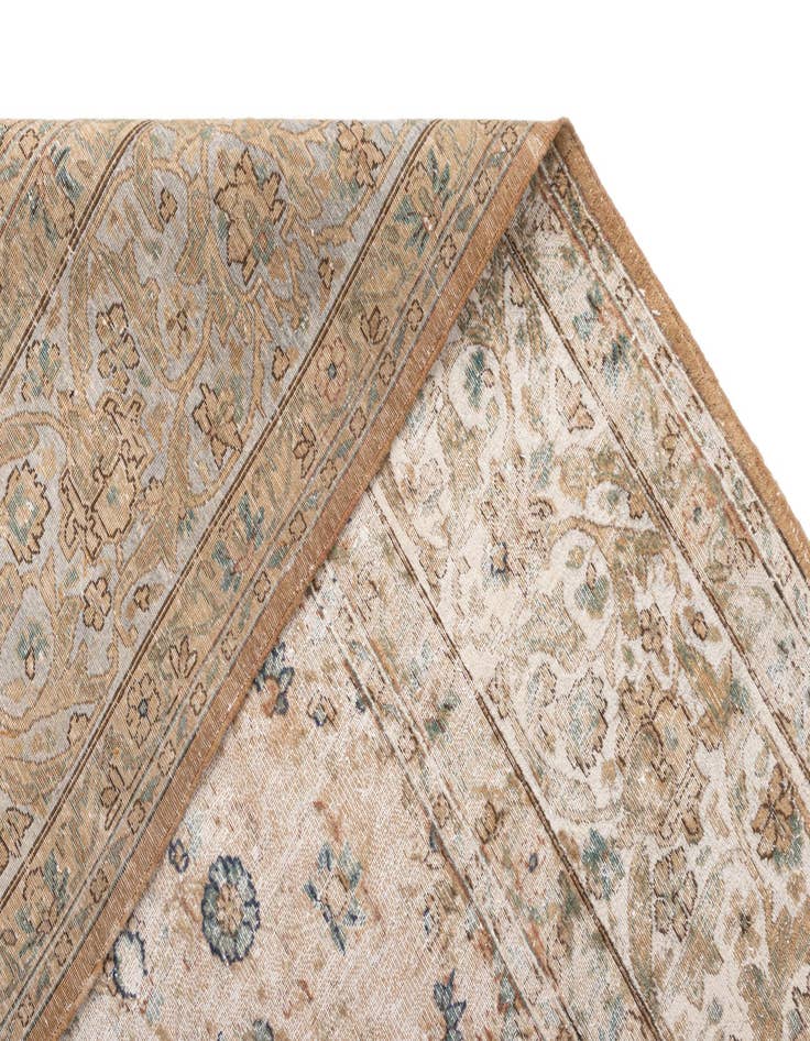 Detail image of  9' 4 x 12' 4 Vintage Royal Wool Rug