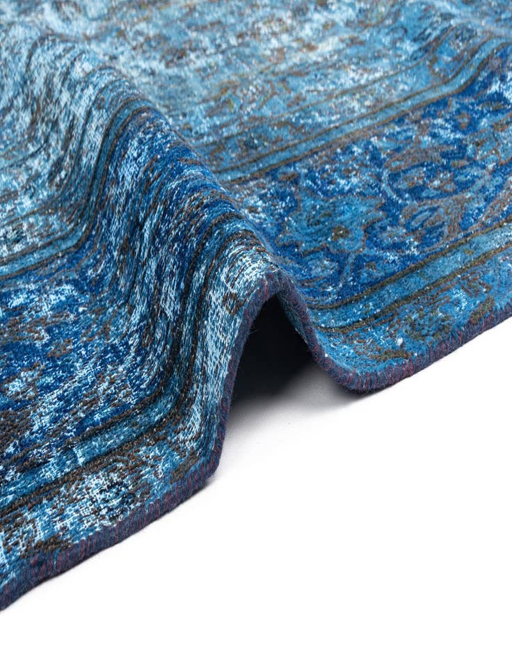 Detail image of  8' 11 x 12' 9 Vintage Royal Wool Rug