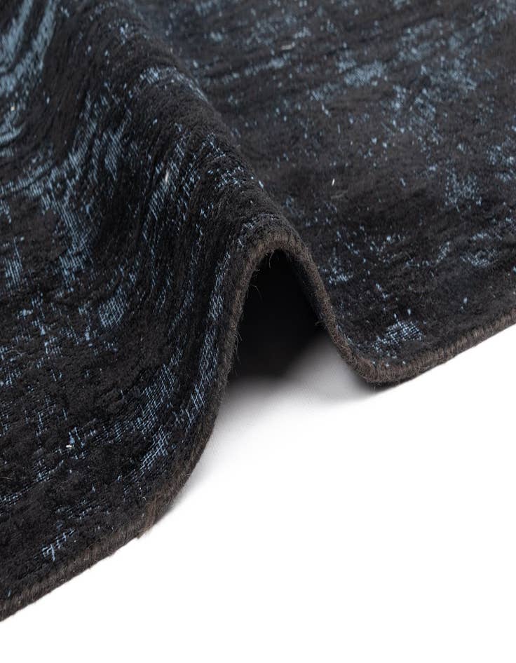 Detail image of  9' 7 x 12' 10 Vintage Royal Wool Rug