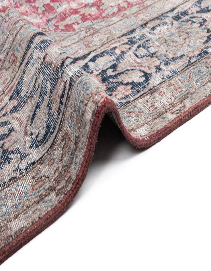Detail image of  9' 8 x 13' 3 Vintage Royal Wool Rug