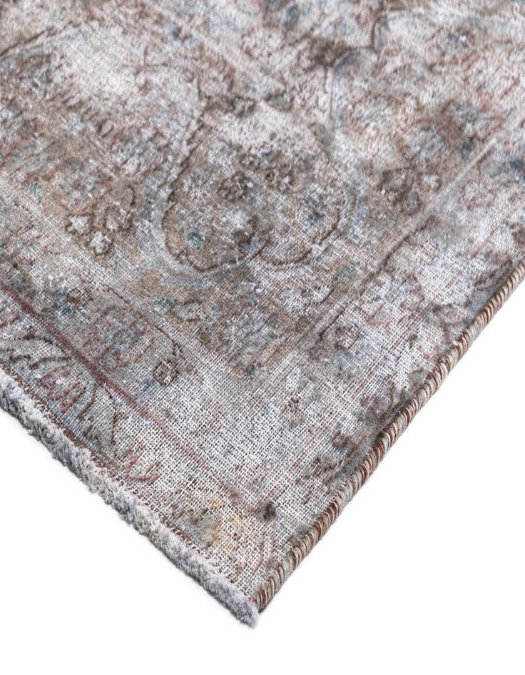 Detail image of  9' 4 x 12' 3 Vintage Royal Wool Rug