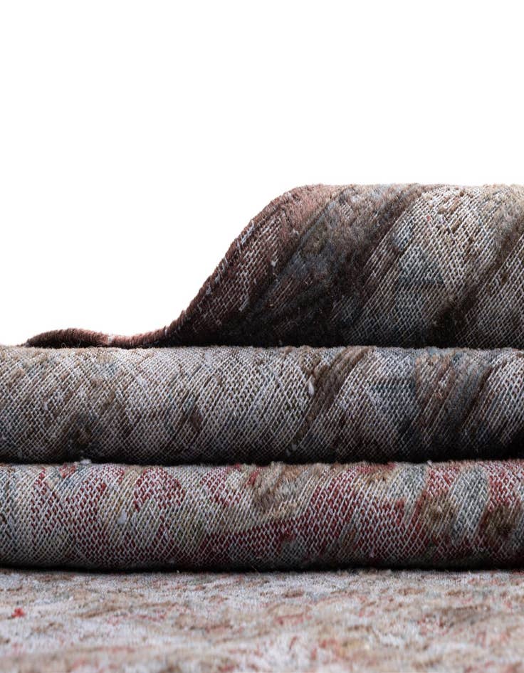 Detail image of  9' 10 x 13' Vintage Royal Wool Rug