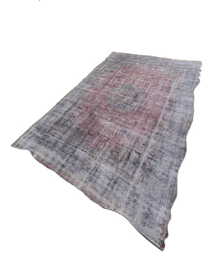 Detail image of  9' 10 x 13' 2 Vintage Royal Wool Rug