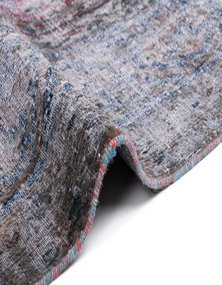 Detail image of  9' 10 x 13' 2 Vintage Royal Wool Rug