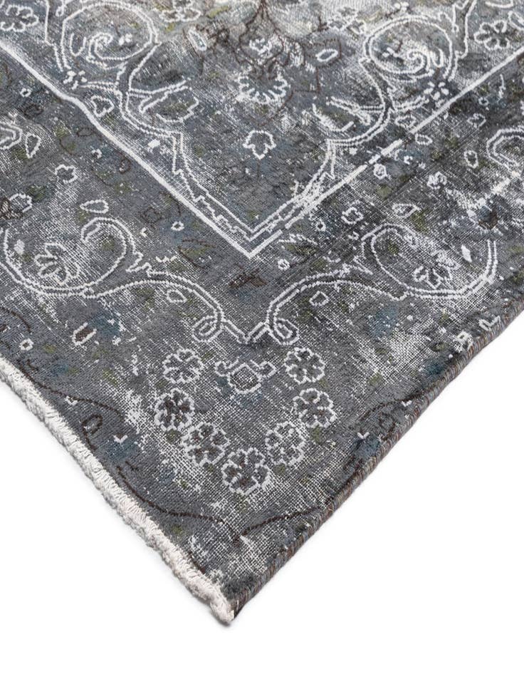 Detail image of  9' 7 x 12' 9 Vintage Royal Wool Rug