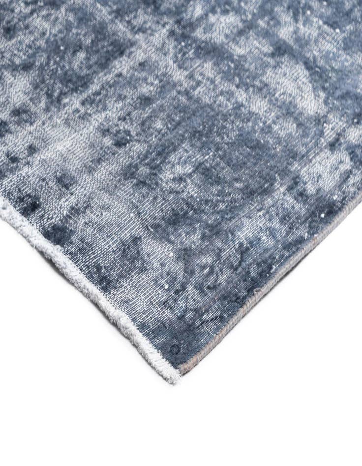 Detail image of  9' 7 x 12' 9 Vintage Royal Wool Rug