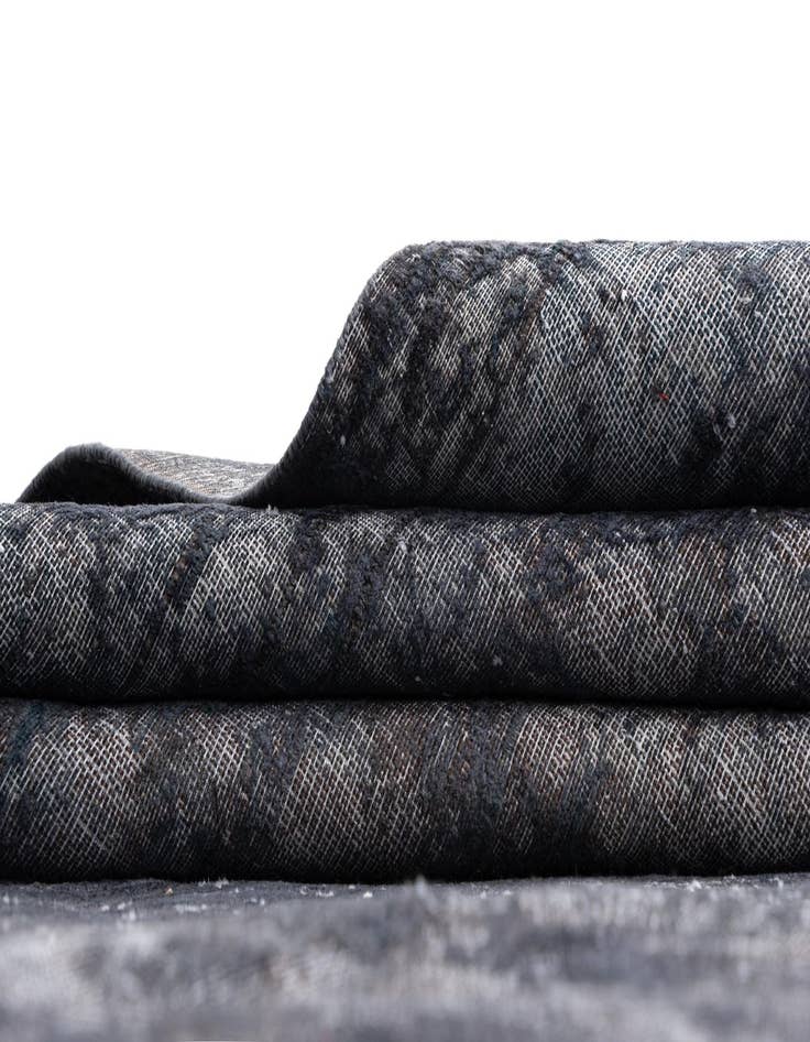 Detail image of  9' 7 x 13' 1 Vintage Royal Wool Rug