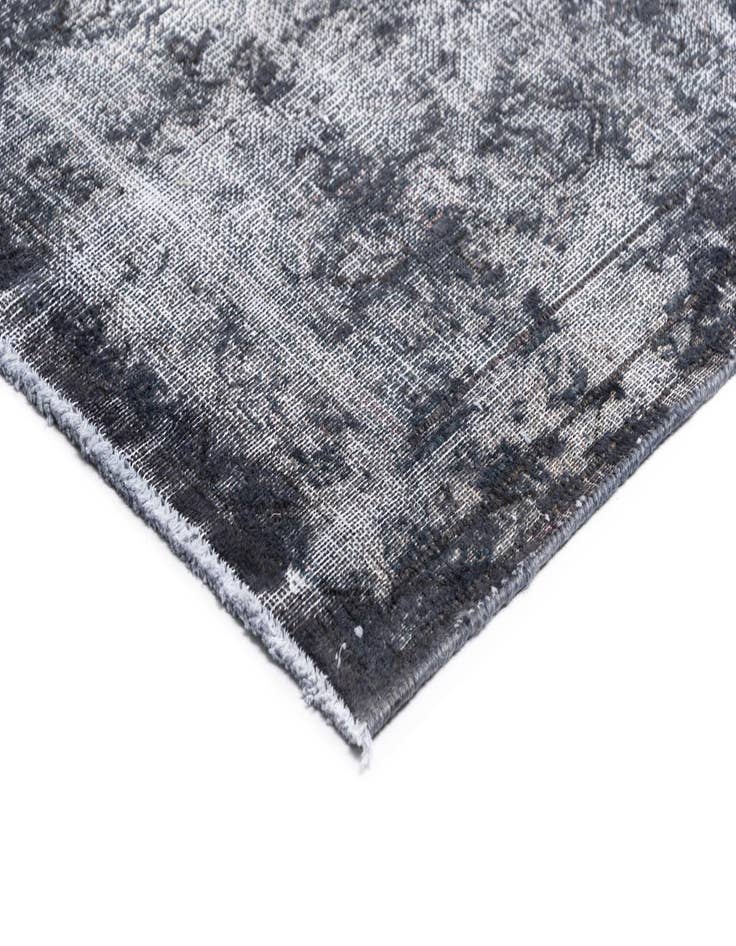 Detail image of  9' 7 x 13' 1 Vintage Royal Wool Rug