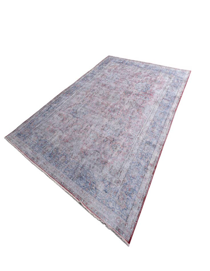 Detail image of  9' 9 x 13' 4 Vintage Royal Wool Rug