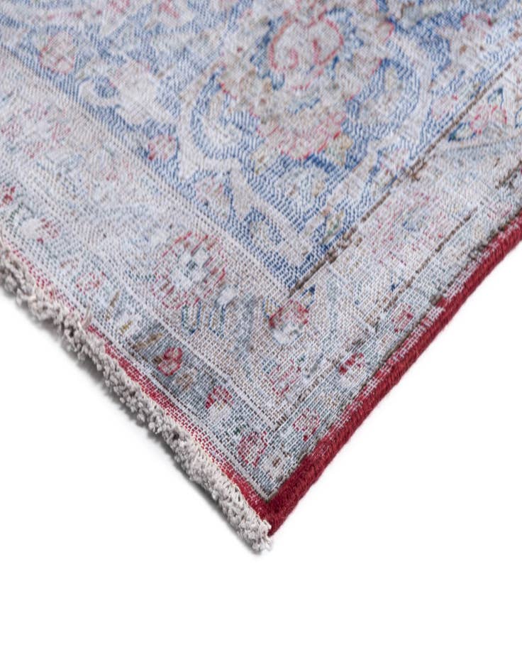 Detail image of  9' 9 x 13' 4 Vintage Royal Wool Rug