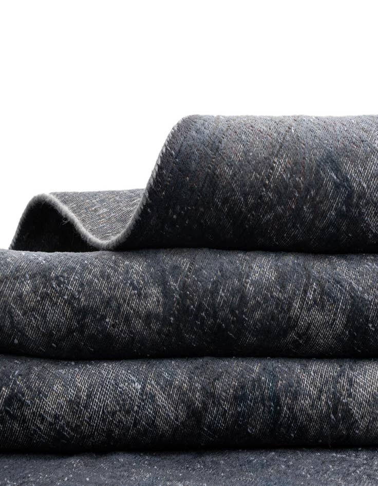 Detail image of  9' 7 x 12' 8 Vintage Royal Wool Rug