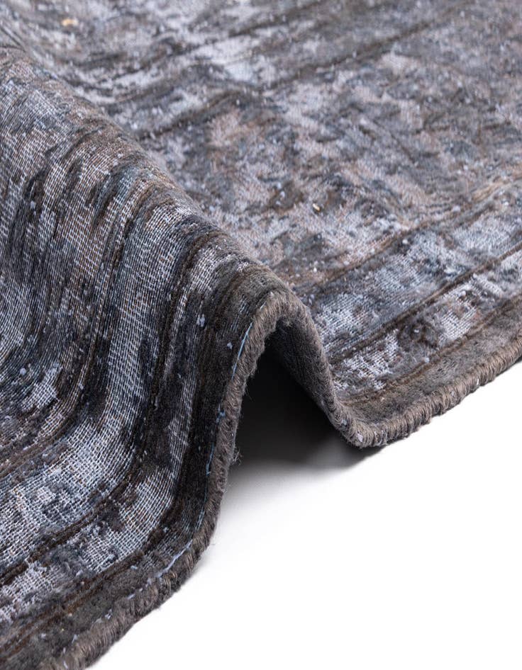 Detail image of  9' 9 x 12' 6 Vintage Royal Wool Rug