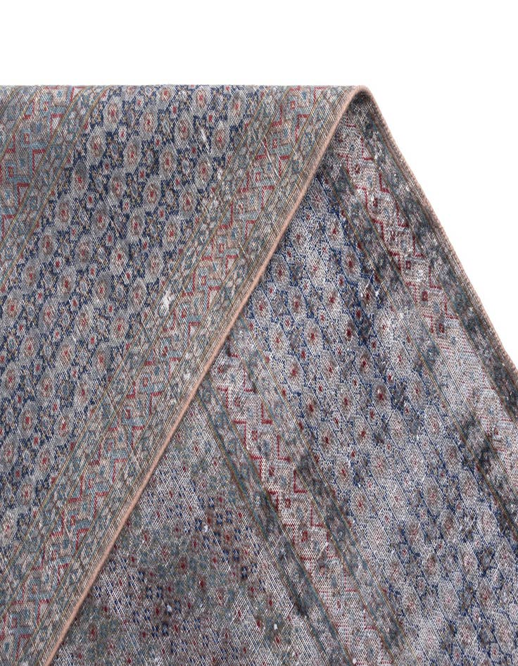 Detail image of  9' 9 x 12' 10 Vintage Royal Wool Rug