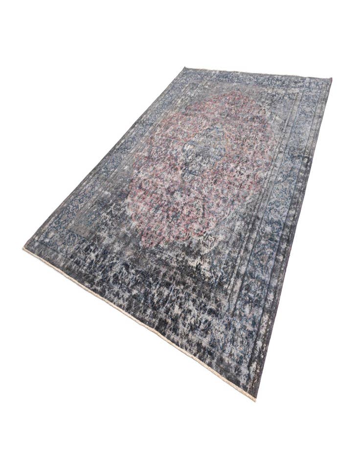 Detail image of  9' 10 x 12' 6 Vintage Royal Wool Rug