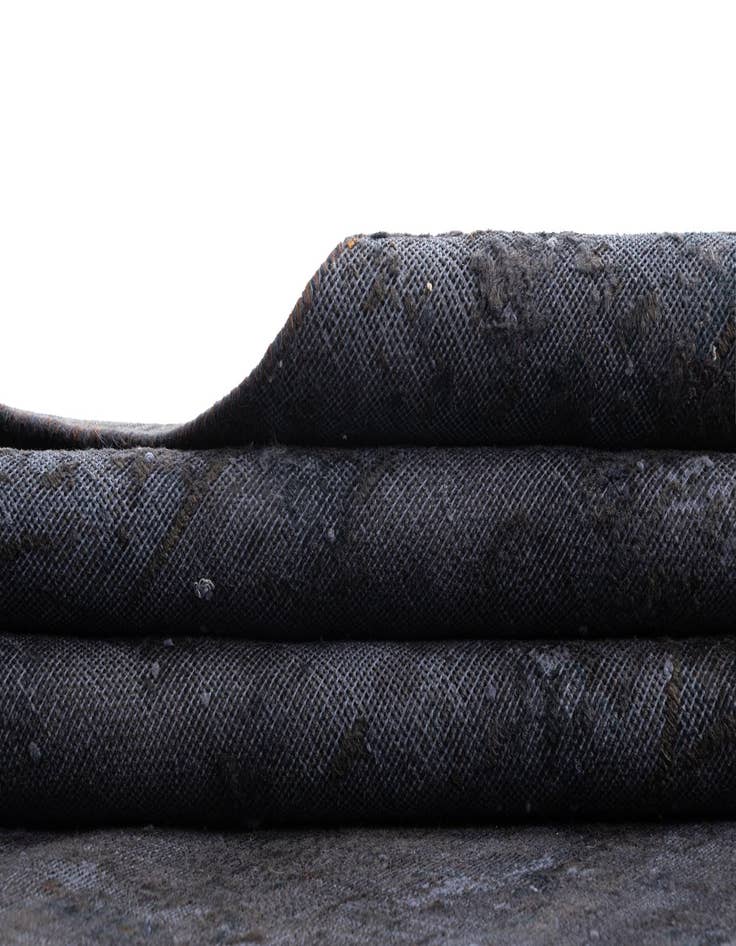 Detail image of  5' 6 x 8' 4 Vintage Royal Wool Rug