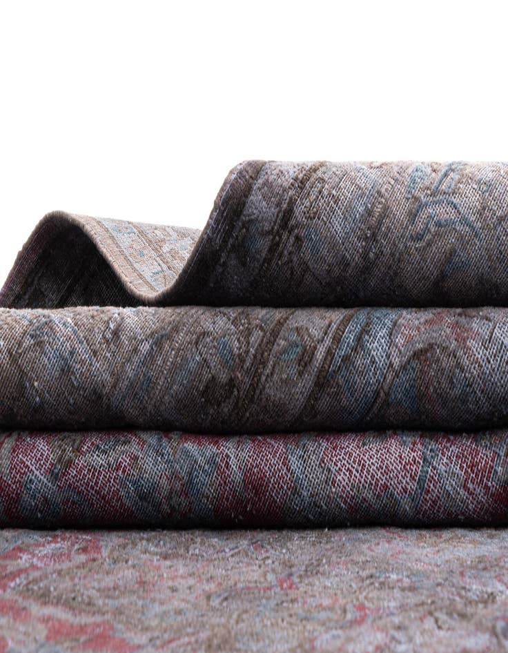 Detail image of  9' 8 x 12' 6 Vintage Royal Wool Rug