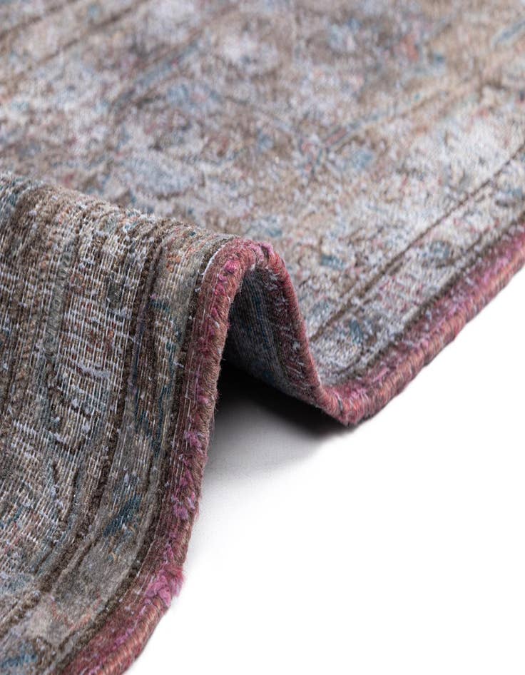 Detail image of  9' 8 x 12' 6 Vintage Royal Wool Rug