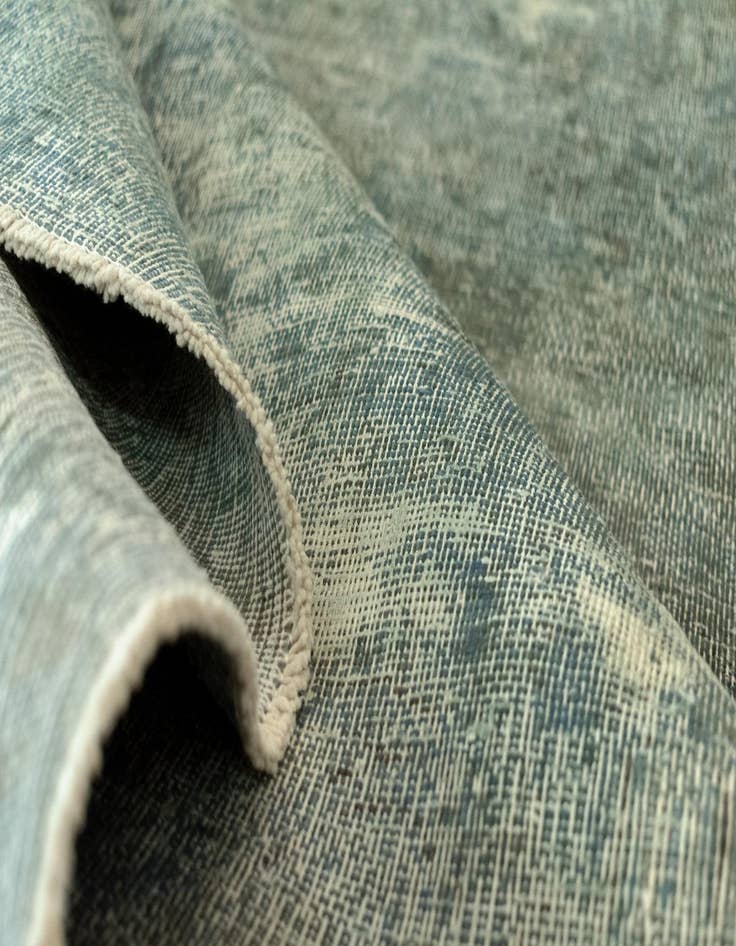 Detail image of  7' 11 x 10' 6 Vintage Royal Wool Rug