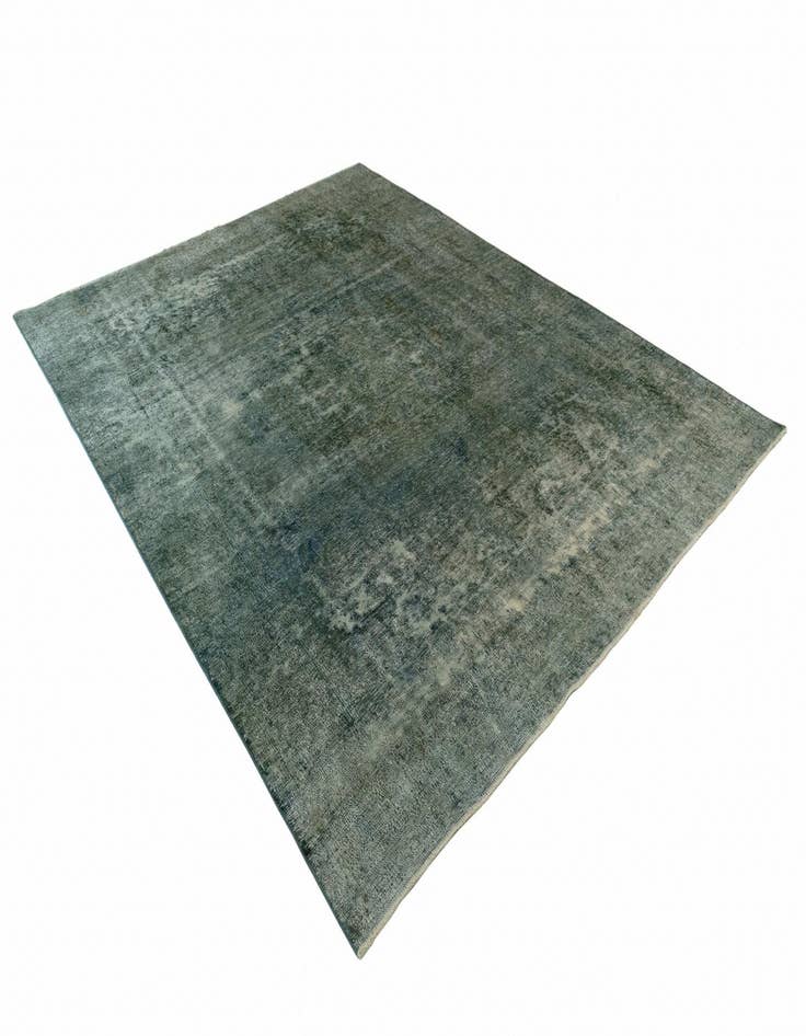 Detail image of  7' 11 x 10' 6 Vintage Royal Wool Rug