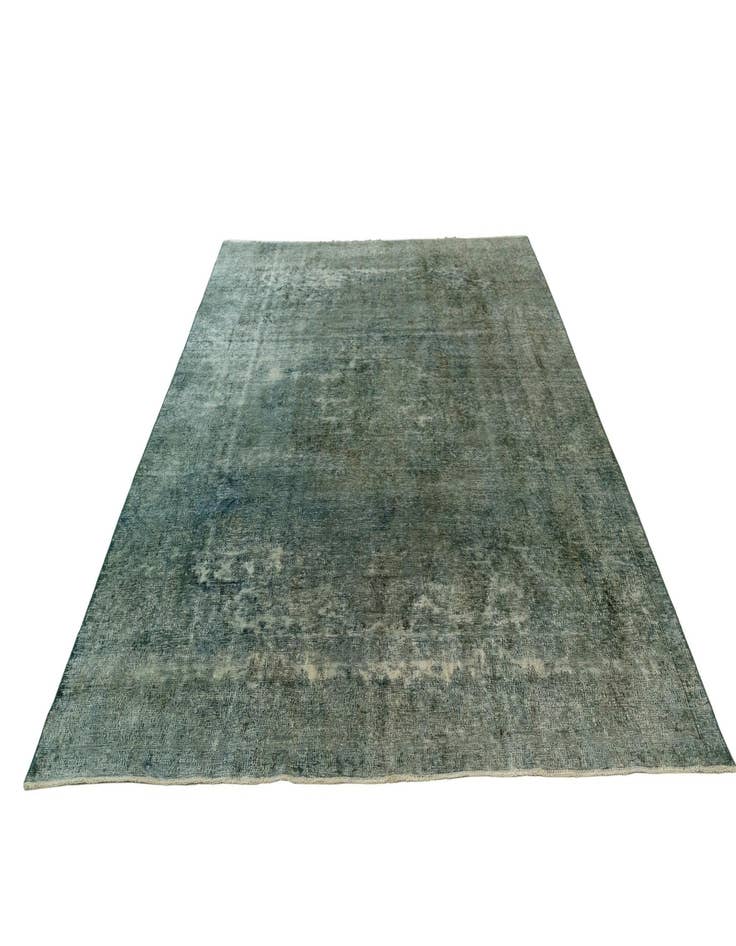 Detail image of  7' 11 x 10' 6 Vintage Royal Wool Rug