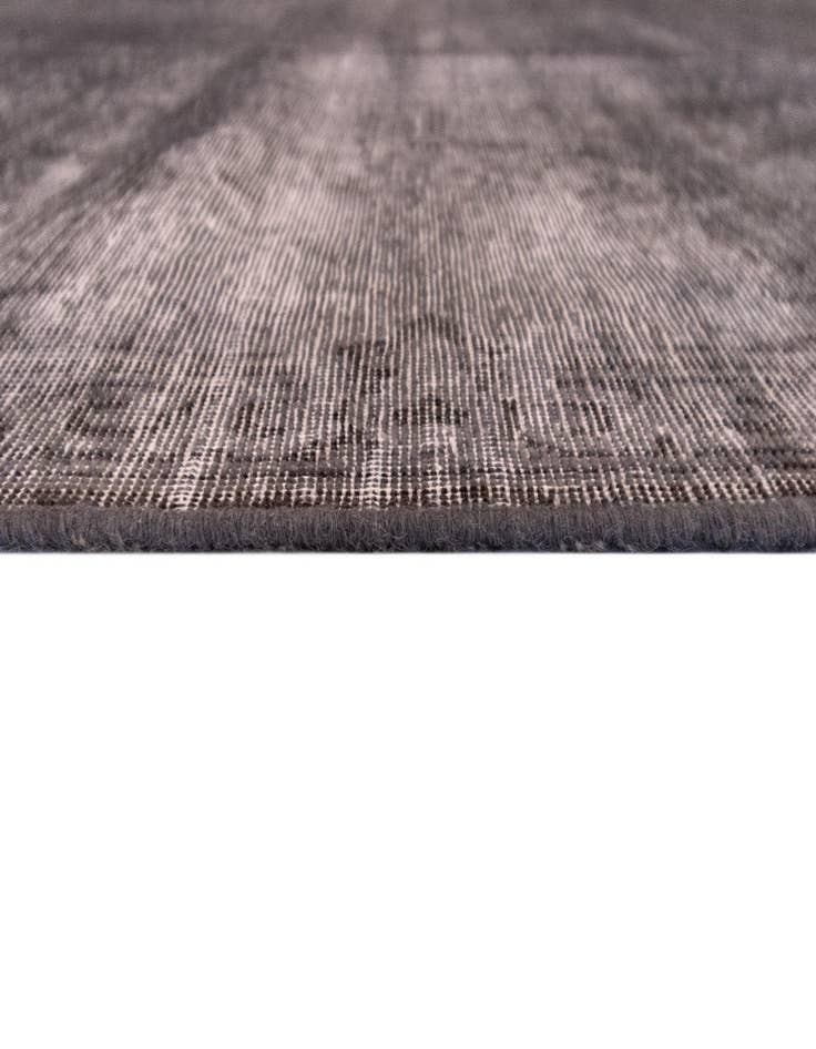 Detail image of  9' 6 x 13' 7 Vintage Royal Wool Rug