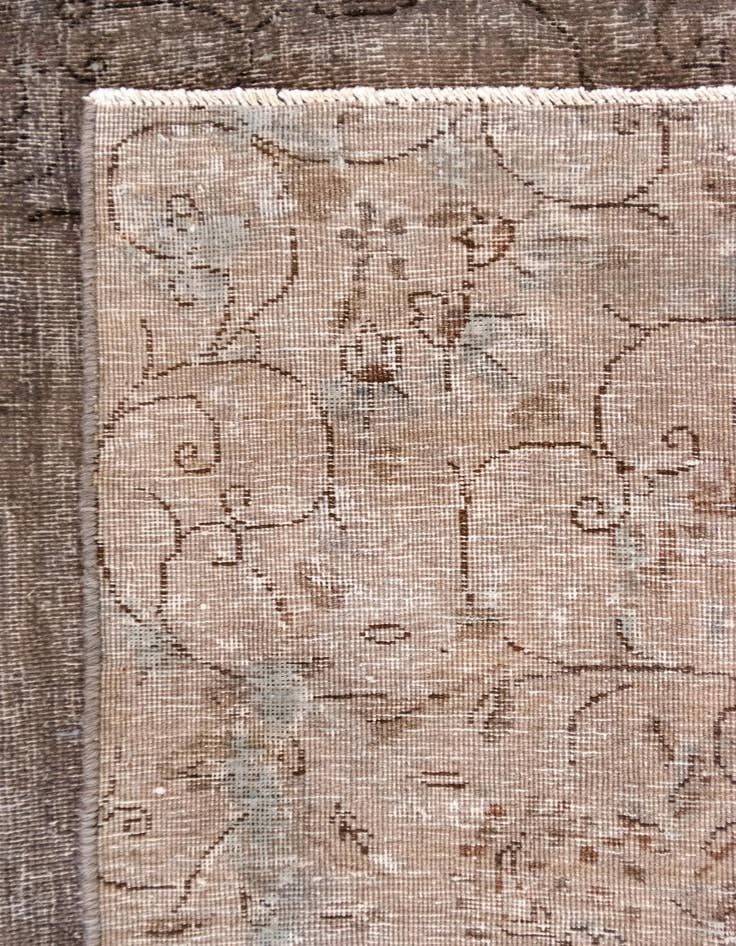 Detail image of  9' 7 x 13' 1 Vintage Royal Wool Rug