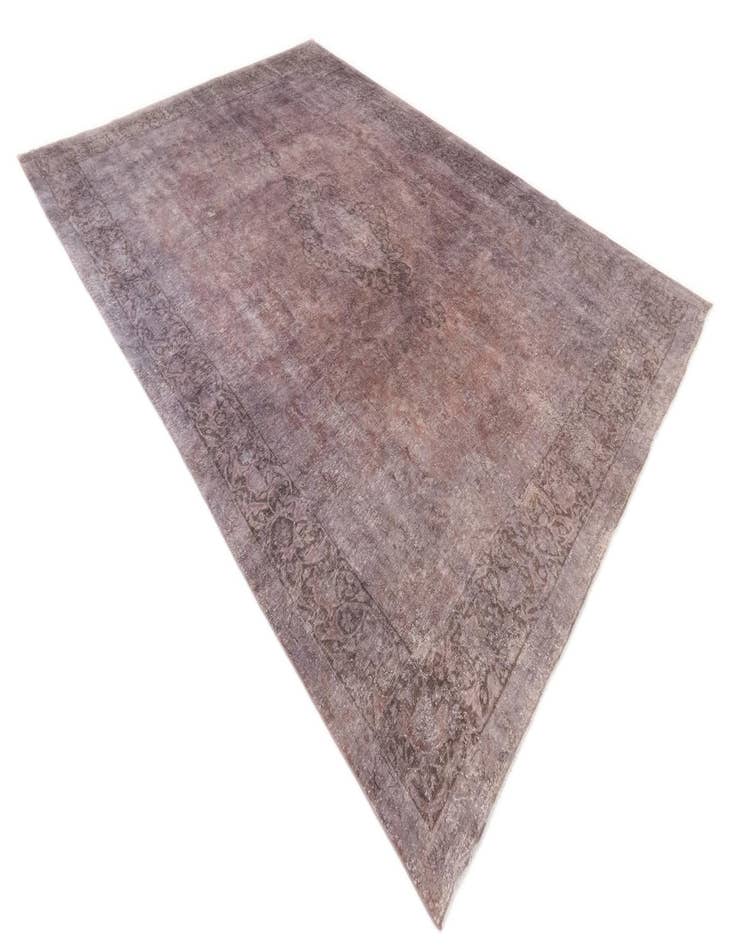 Detail image of  9' 4 x 13' 3 Vintage Royal Wool Rug