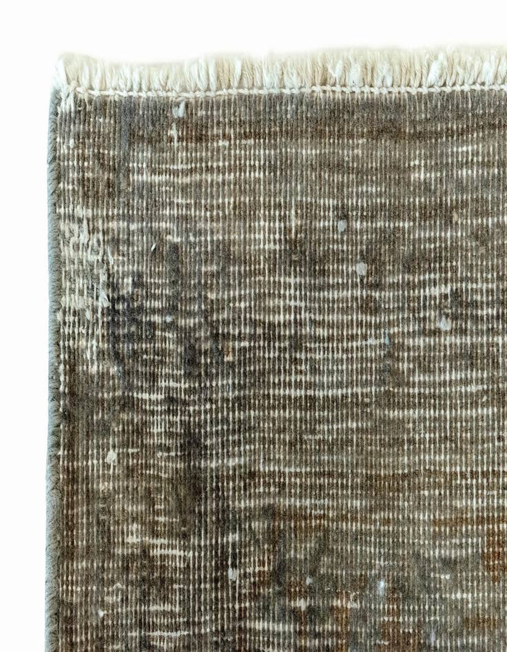 Detail image of  6' 8 x 10' 2 Vintage Royal Wool Rug