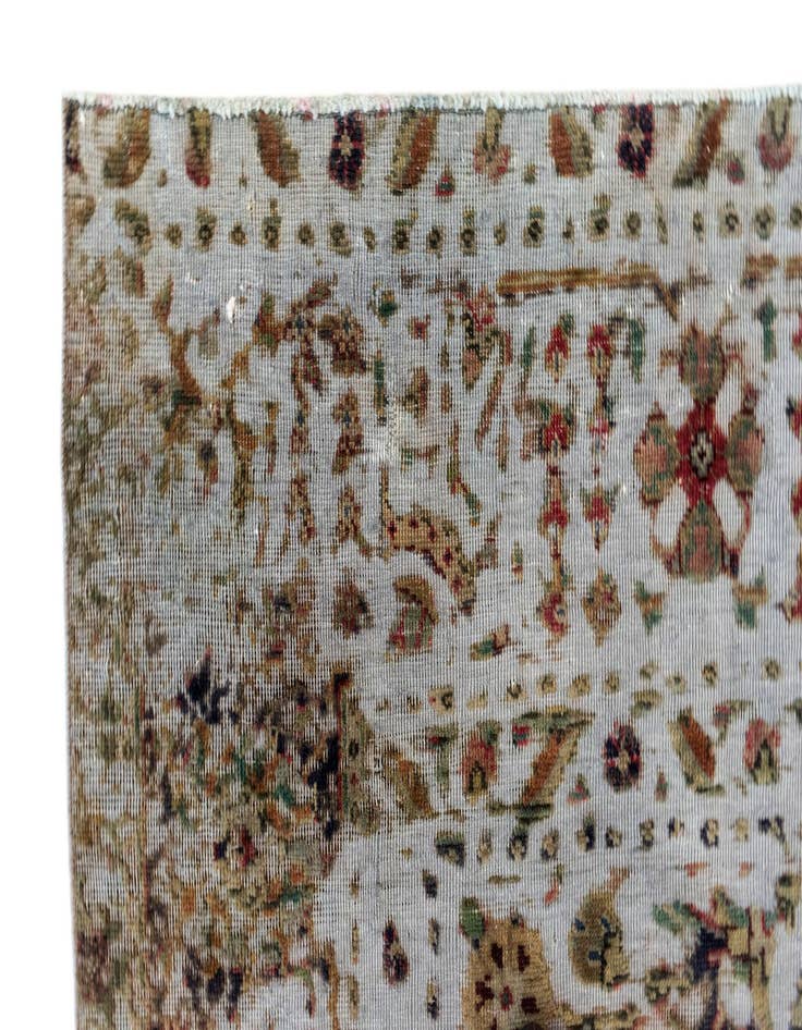 Detail image of  6' 3 x 9' 8 Vintage Royal Wool Rug