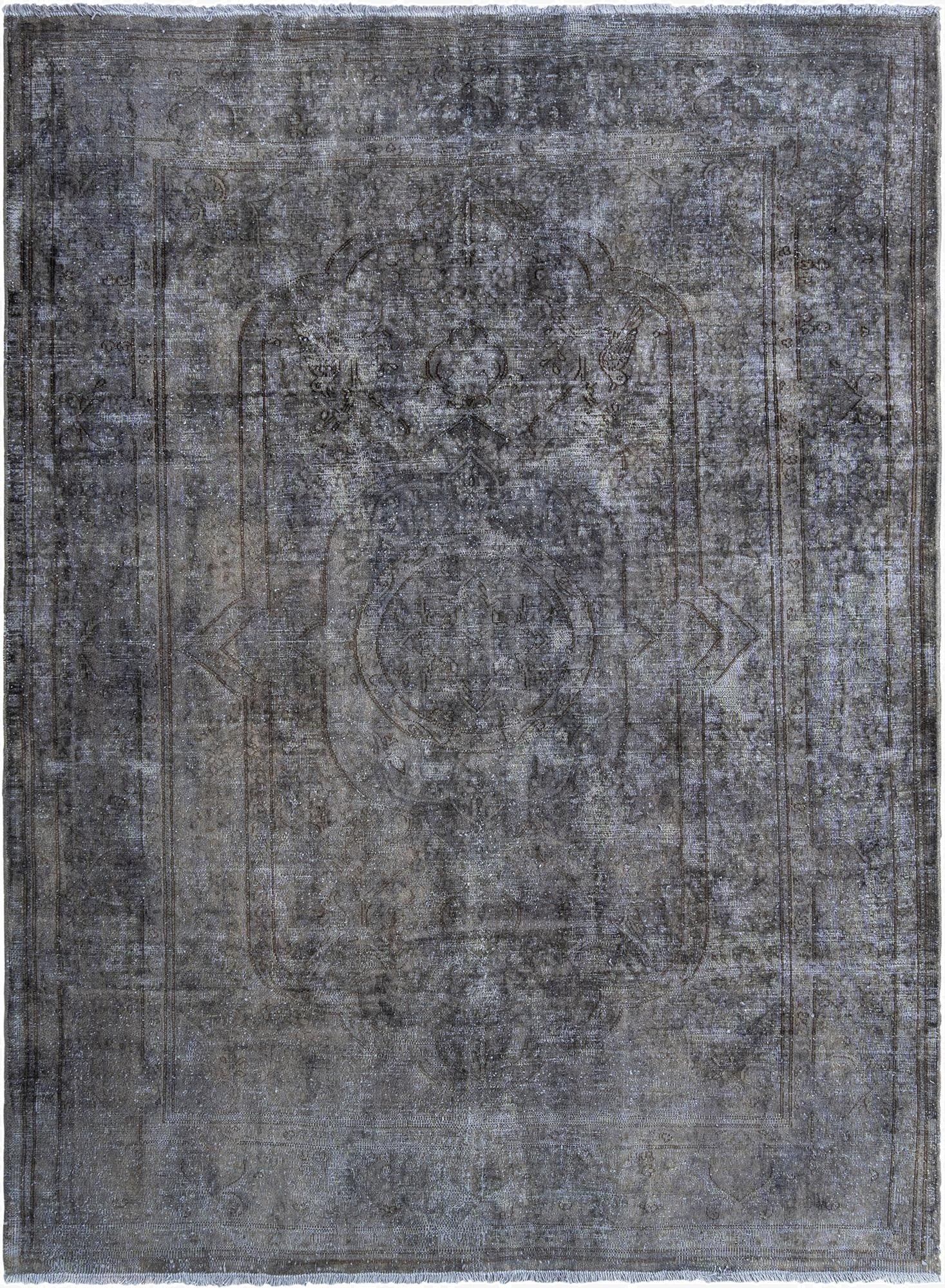  6' 11 x 9' 3 Vintage Royal Wool Rug