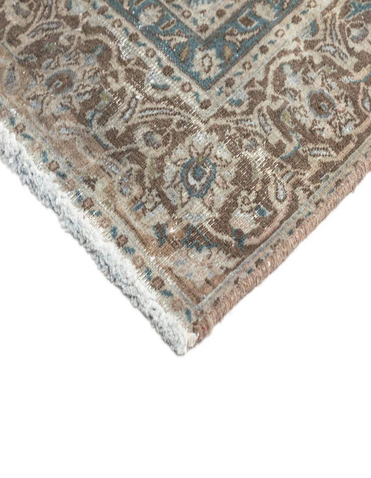 Detail image of  5' 7 x 8' 10 Vintage Rug