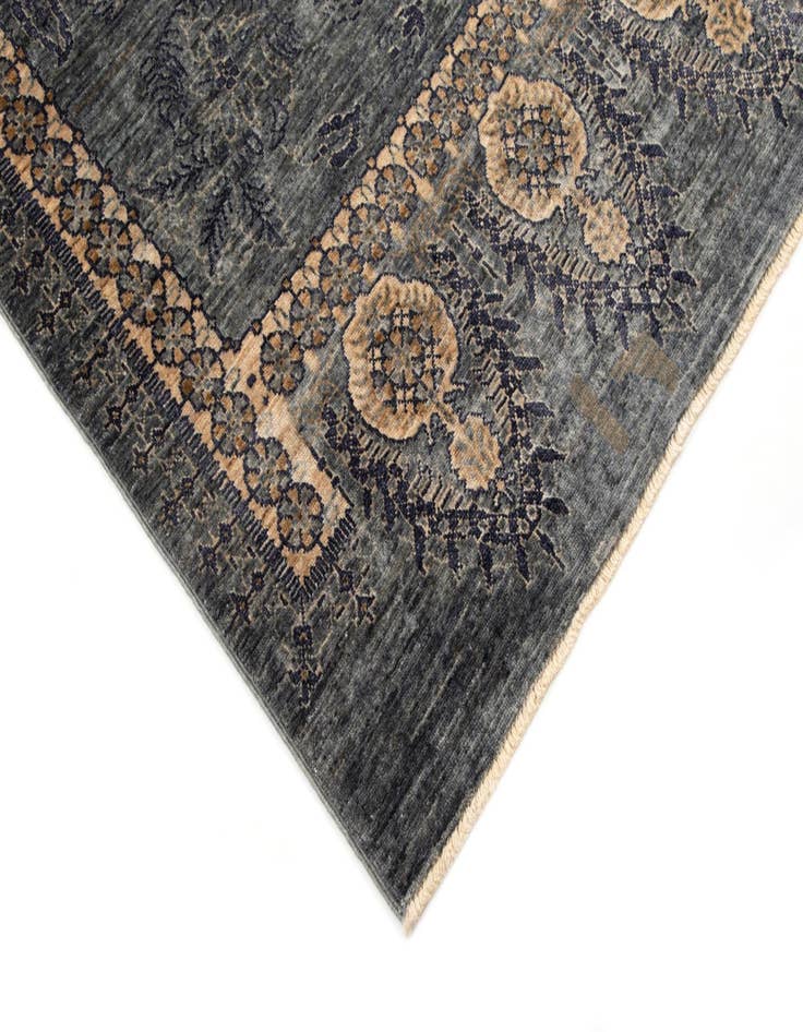 Detail image of  7' 10 x 9' 11 Ziegler Wool Rug